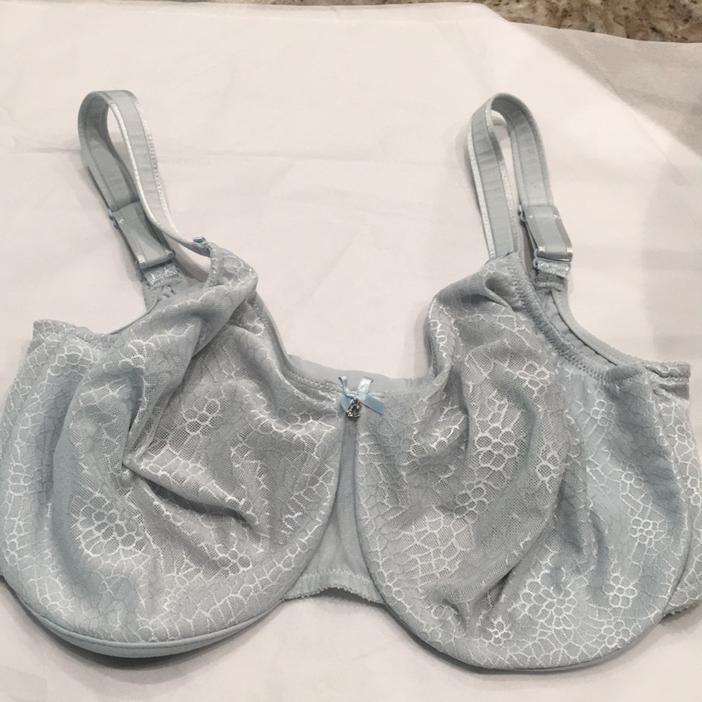 Chantelle underwire bra 38i